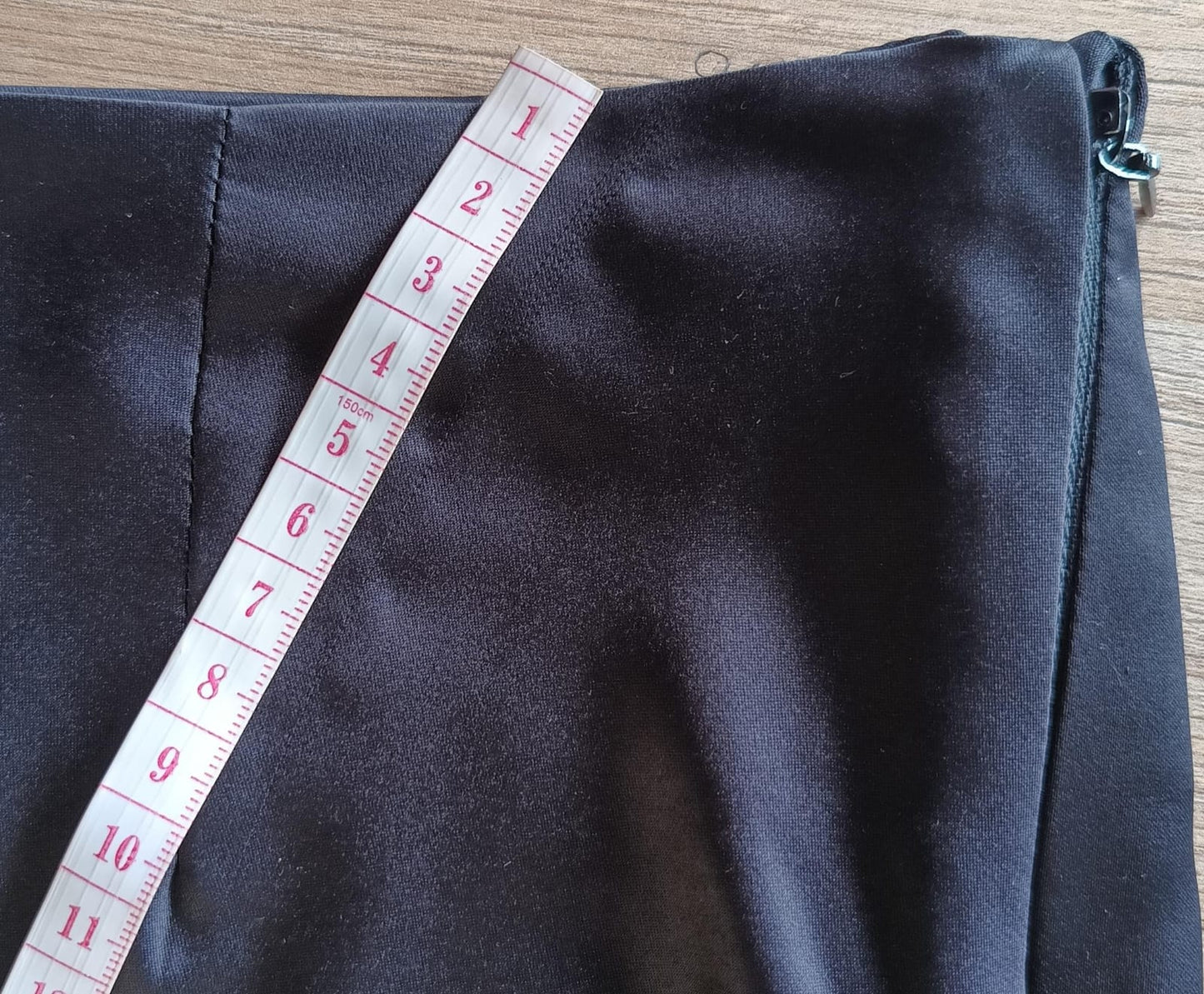 Perfecto Imperfecto Falda Lisa Satin Negra Talla M #418