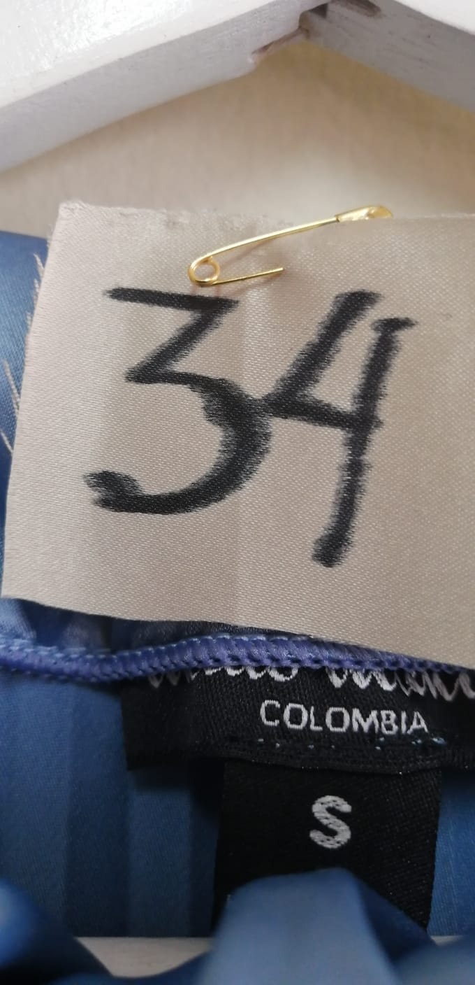 Perfecto Imperfecto Falda Plisada Azul #34 Talla S/M