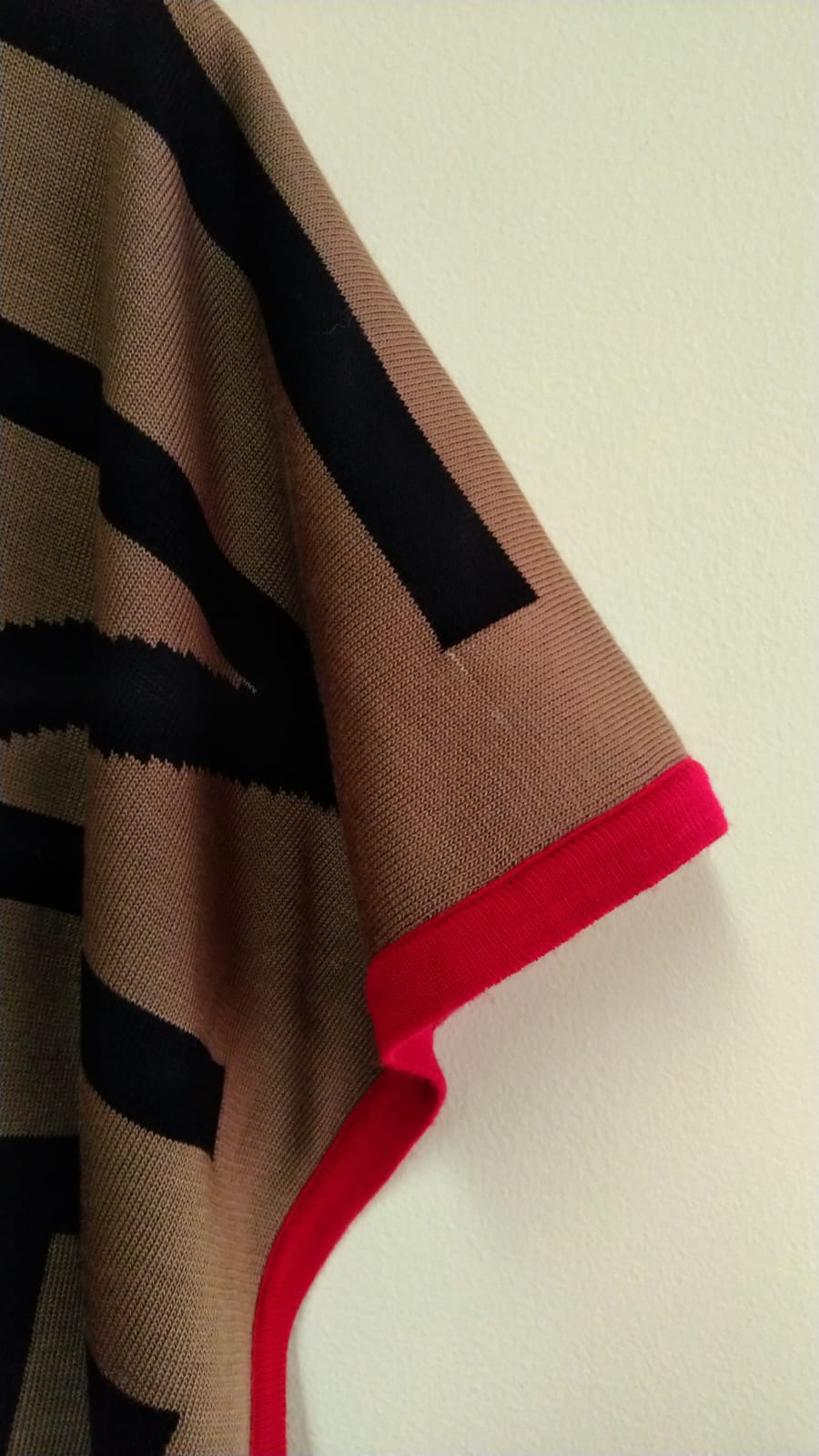 Perfecto Imperfecto Poncho Chocolate HAPPINESS #56 Talla Única