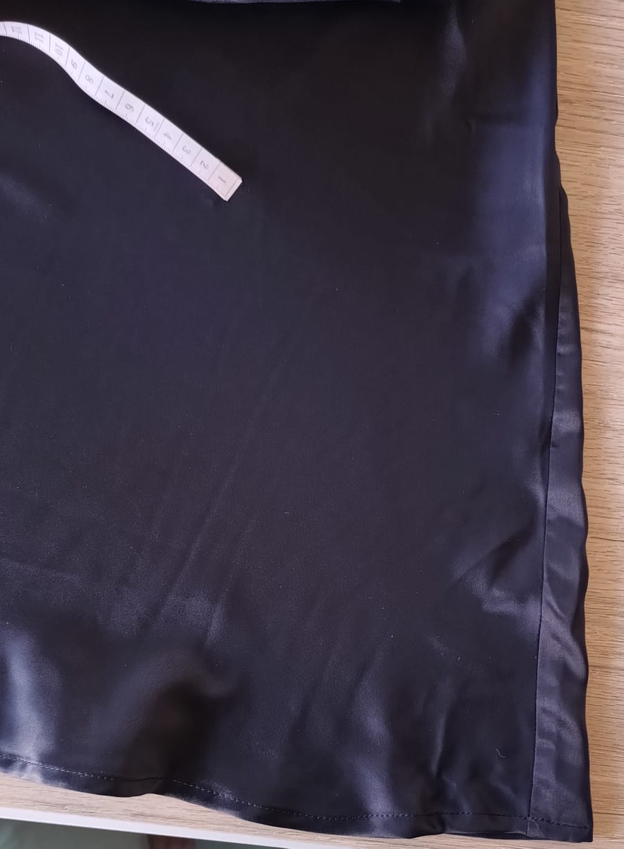 Perfecto Imperfecto Falda Lisa Satin Negra Talla S #371
