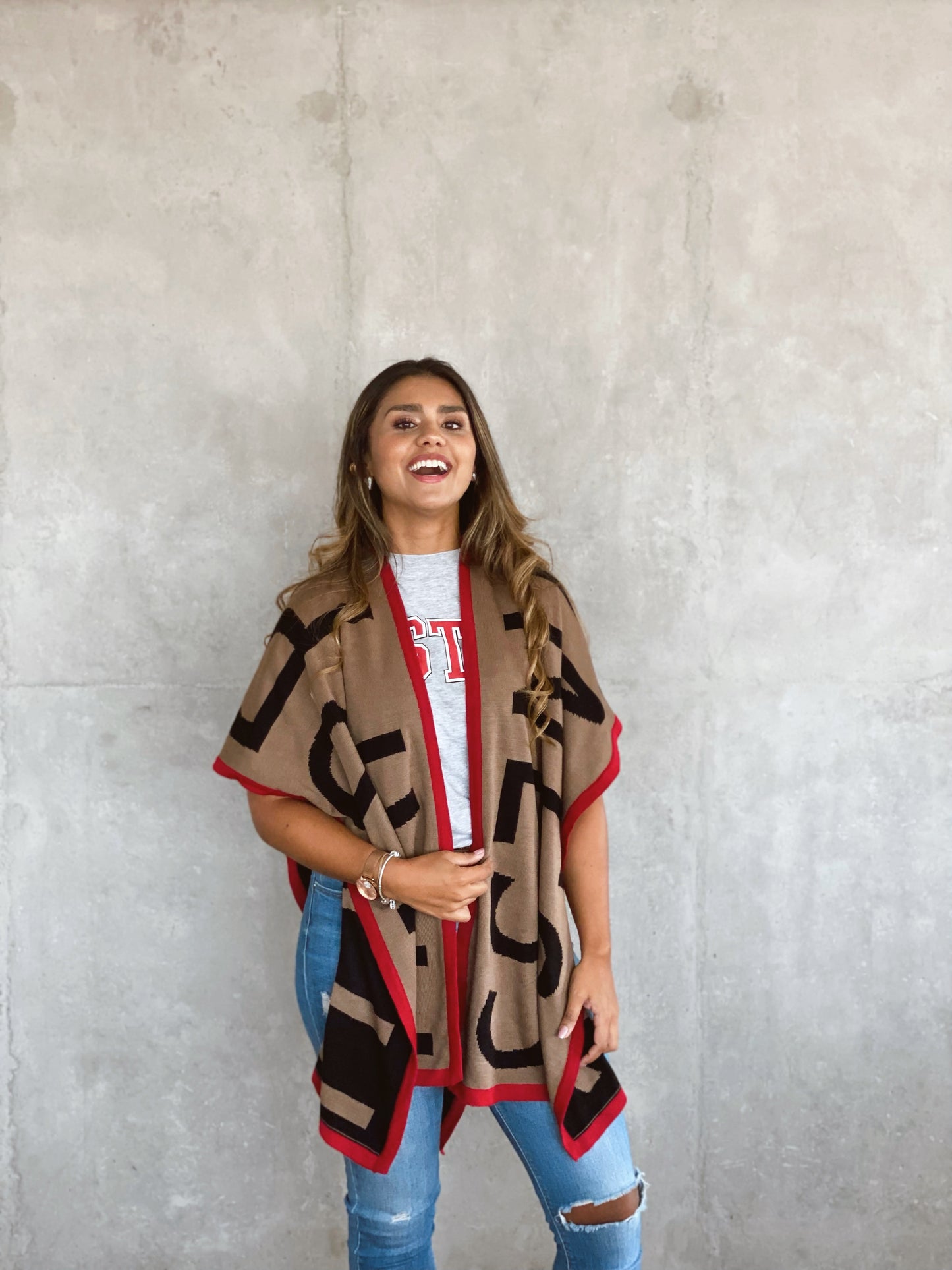 Perfecto Imperfecto Poncho Chocolate HAPPINESS #56 Talla Única